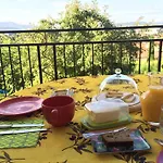 Alojamento de Acomodação e Pequeno-almoço La Victoria Auvergne Cournon-d'Auvergne